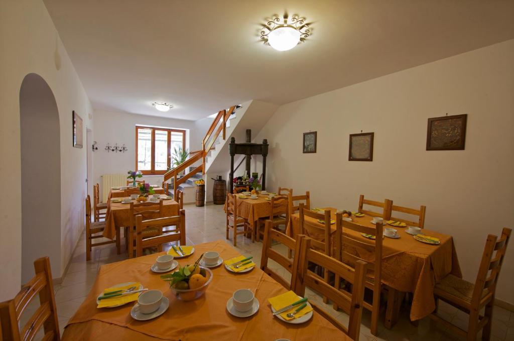 Agriturismo La Lobra Massa Lubrense Exterior foto